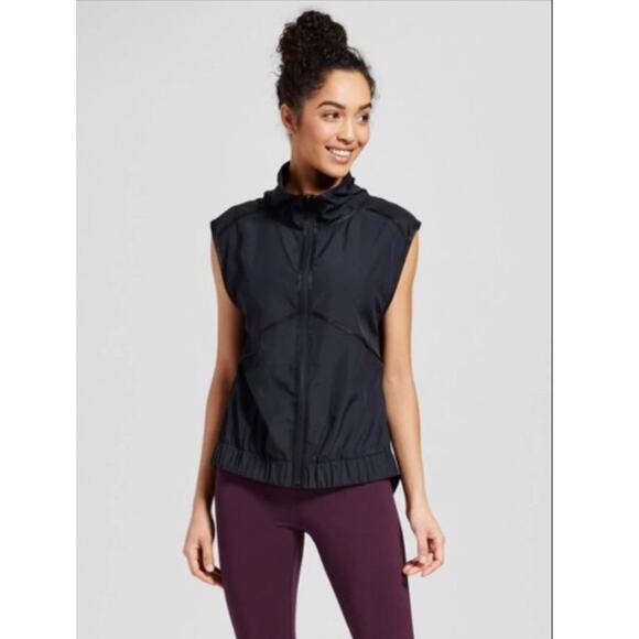 NEW Champion C9 Women's XS Activewear Weather Running Vest Black Lightweight - Picture 1 of 8